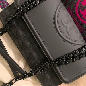 TORY BURCH FLEMING MATTE CONVERTIBLE SHOULDER BAG